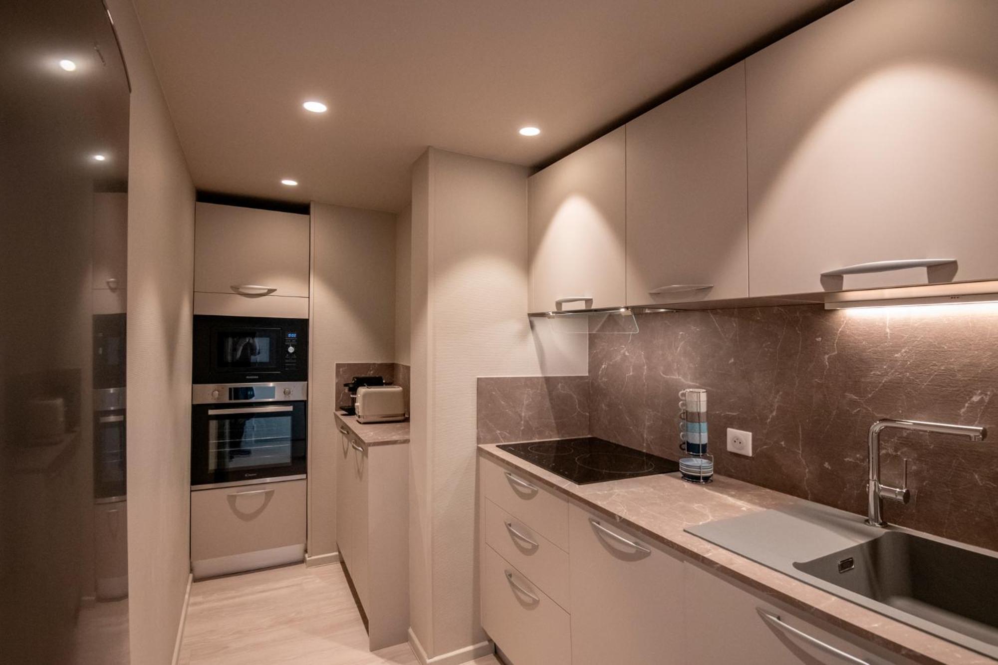 Residence Hoteliere Chambord Au Coeur De Menton - Entierement Renovee Luaran gambar